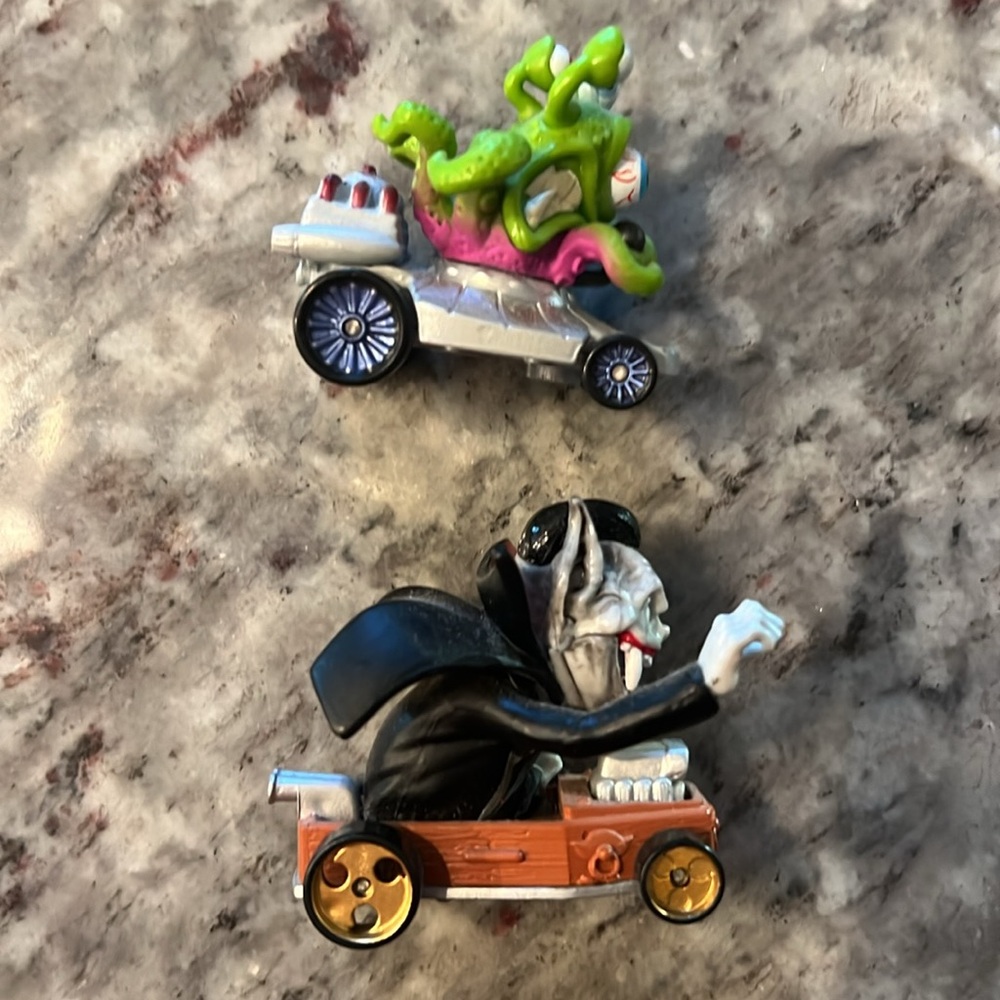Create Lunatic Legends - Picture 8 of 14